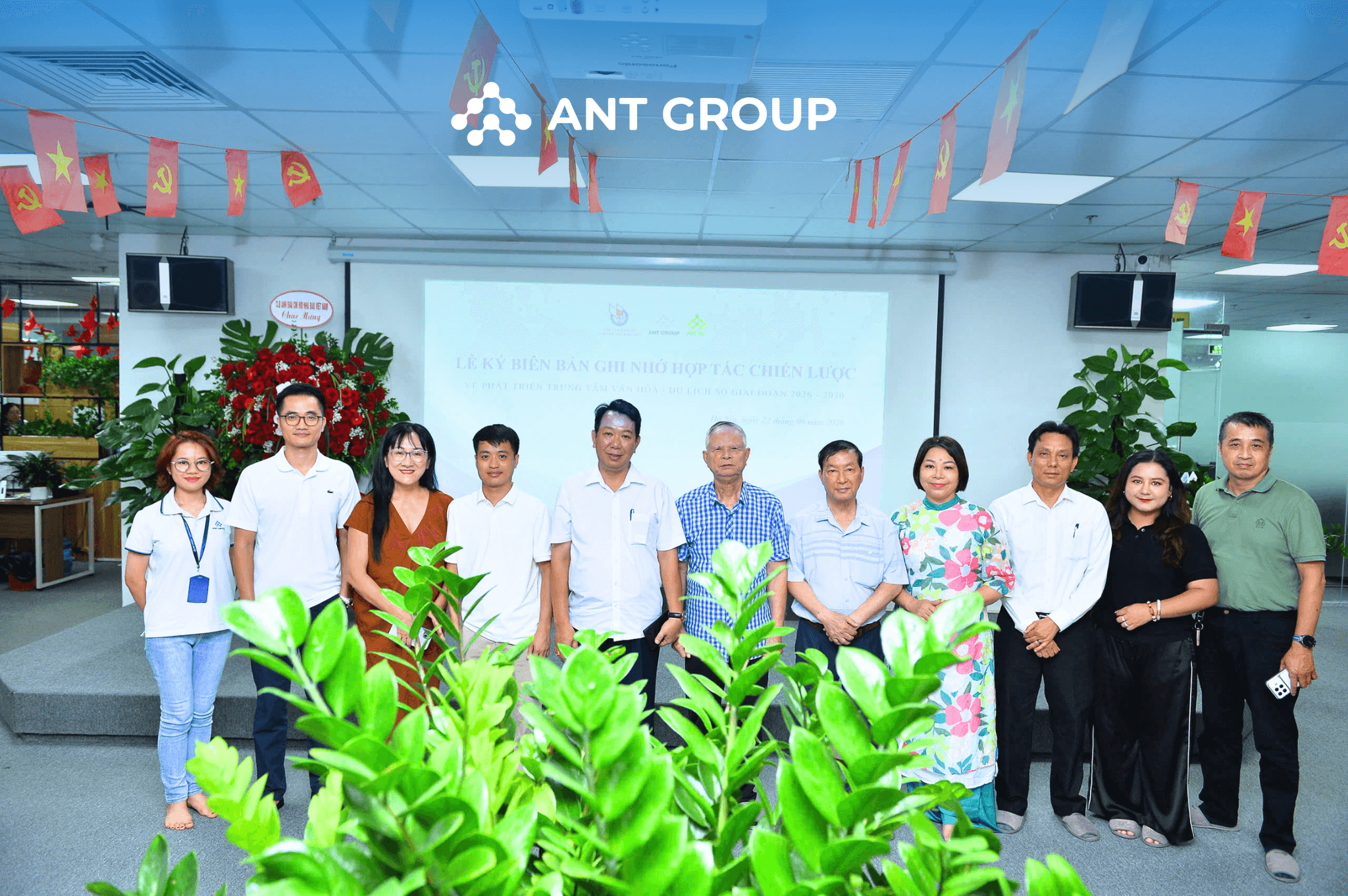 ANT GROUP AND THE PRESS PHOTOGRAPHY CLUB SIGN COOPERATION AGREEMENT TO DEVELOP VIETNAM'S DIGITAL CONTENT AND TOURISM DATA ECOSYSTEM
